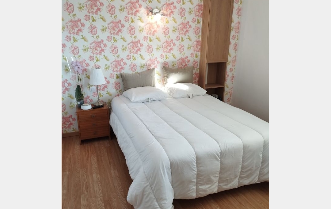 API AGENCE : Apartment | LE GRAU-DU-ROI (30240) | 38 m2 | 530 € 