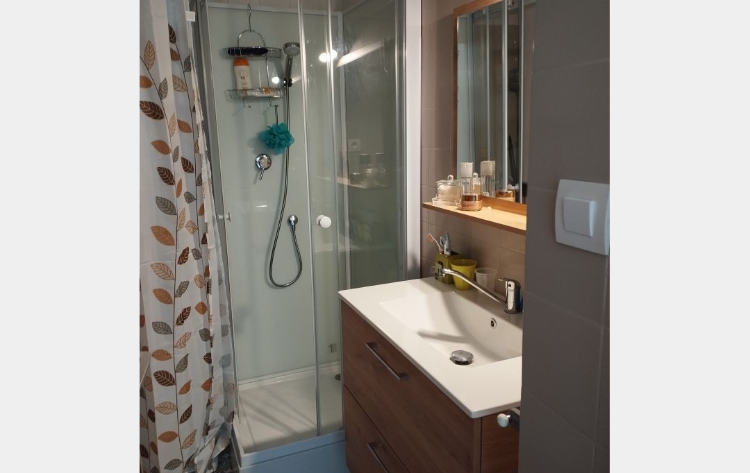 API AGENCE : Apartment | LE GRAU-DU-ROI (30240) | 38 m2 | 530 € 