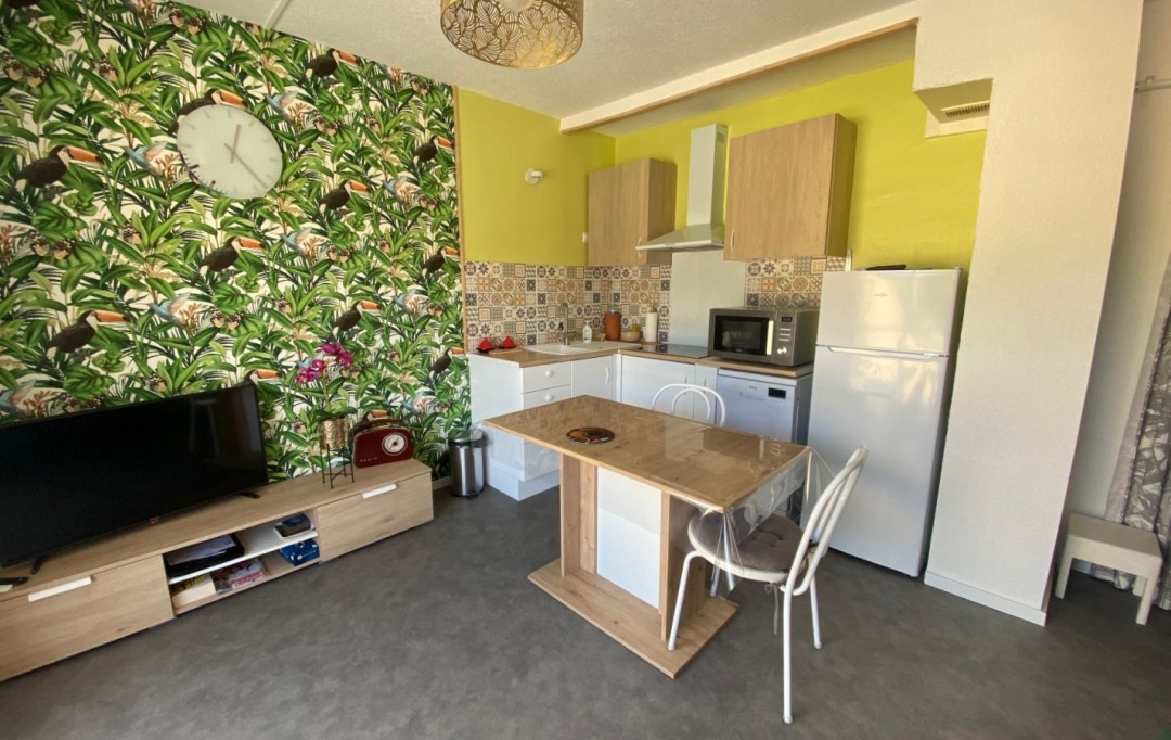 API AGENCE : Apartment | LE GRAU-DU-ROI (30240) | 38 m2 | 530 € 