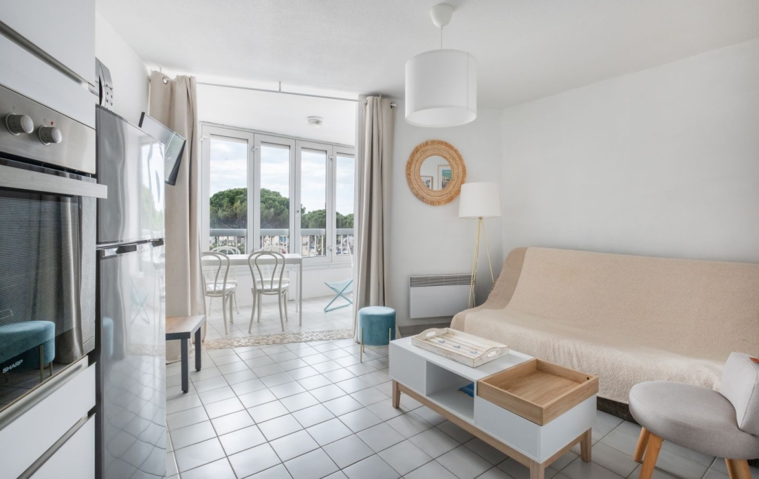 API AGENCE : Apartment | LE GRAU-DU-ROI (30240) | 30 m2 | 350 € 