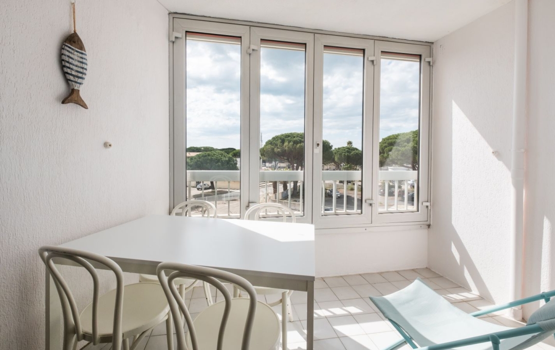 API AGENCE : Apartment | LE GRAU-DU-ROI (30240) | 30 m2 | 350 € 