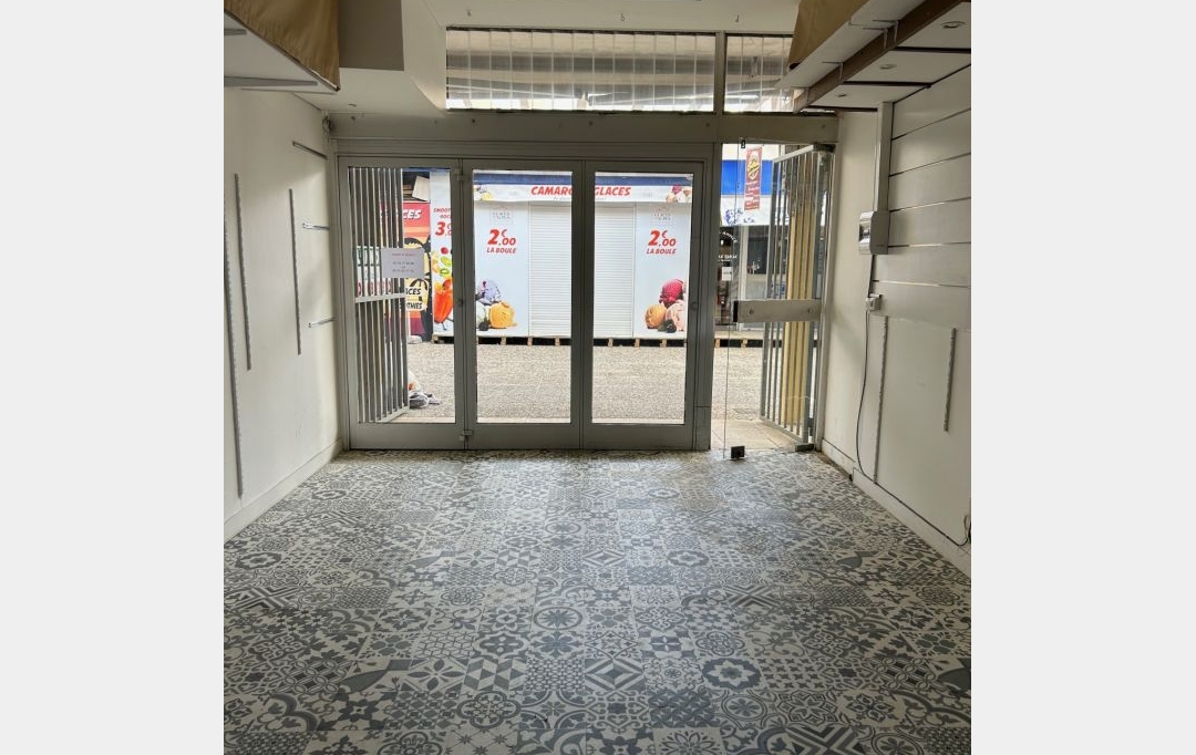 API AGENCE : Local / Bureau | LE GRAU-DU-ROI (30240) | 25 m2 | 720 € 