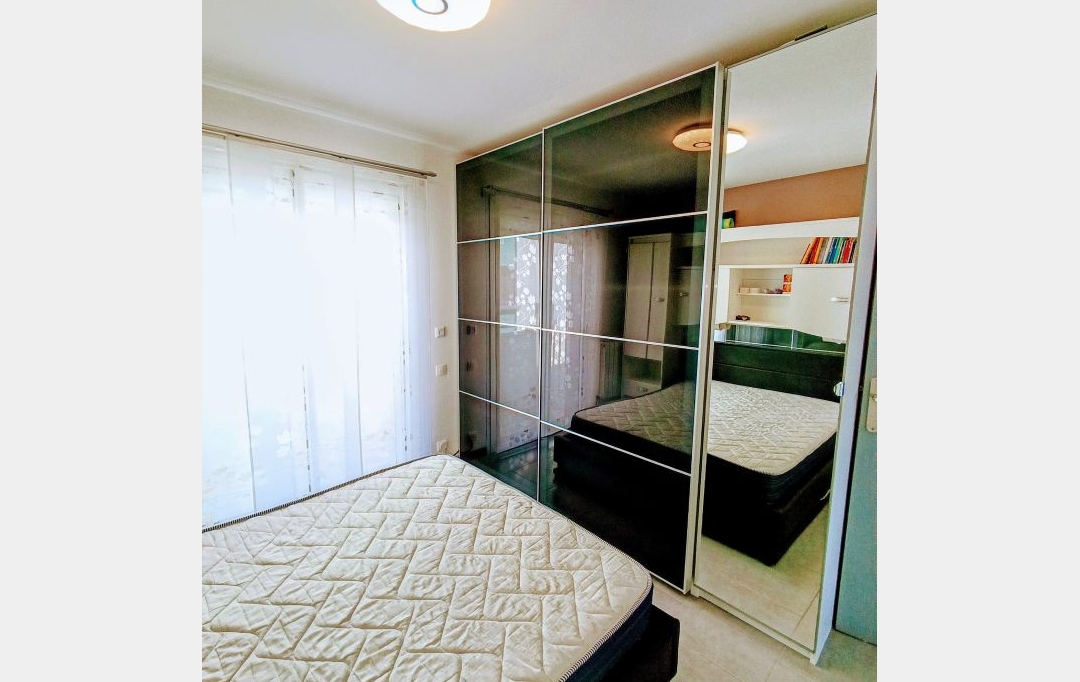 API AGENCE : Apartment | LE GRAU-DU-ROI (30240) | 30 m2 | 450 € 