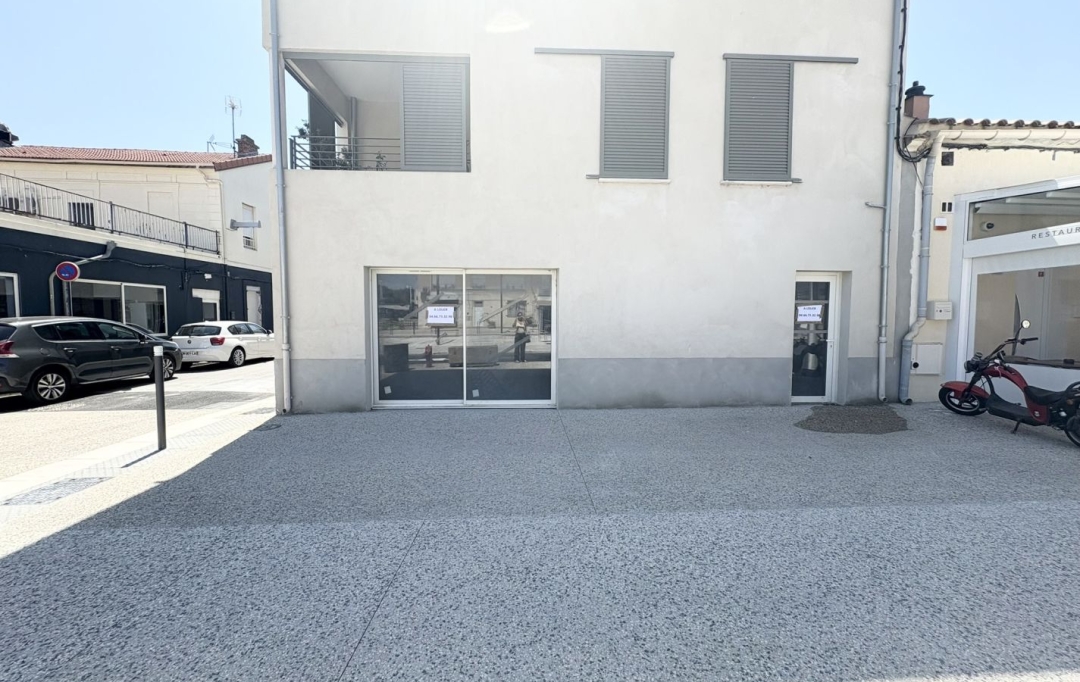 API AGENCE : Local / Bureau | LE GRAU-DU-ROI (30240) | 41 m2 | 750 € 