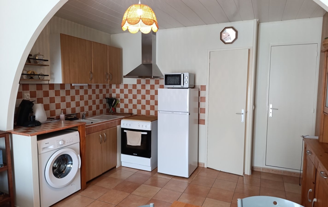 API AGENCE : Appartement | LE GRAU-DU-ROI (30240) | 36 m2 | 750 € 