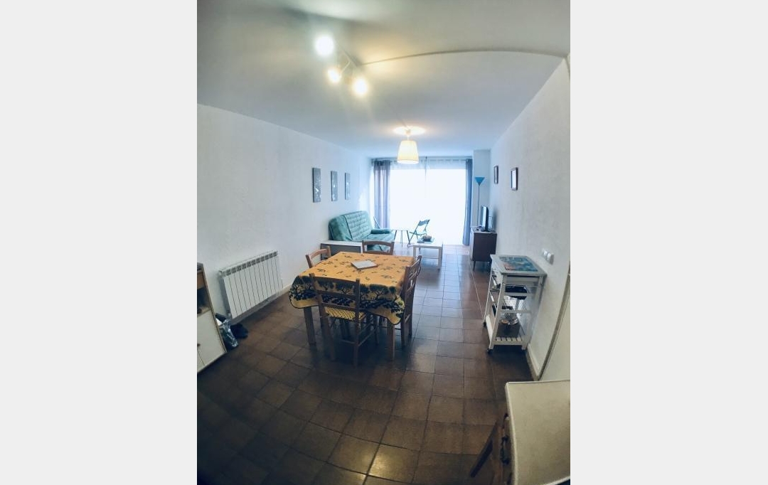 API AGENCE : Appartement | LE GRAU-DU-ROI (30240) | 45 m2 | 274 € 
