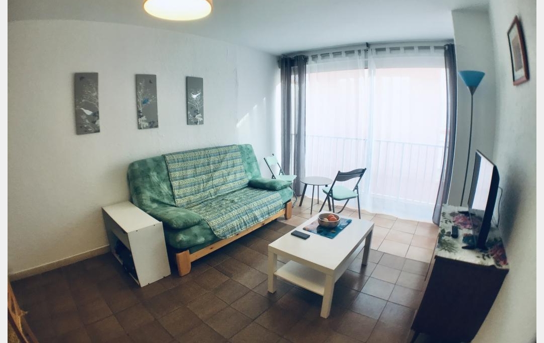 API AGENCE : Appartement | LE GRAU-DU-ROI (30240) | 45 m2 | 274 € 