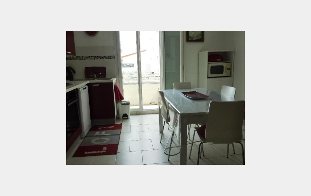 API AGENCE : Appartement | LE GRAU-DU-ROI (30240) | 50 m2 | 334 € 