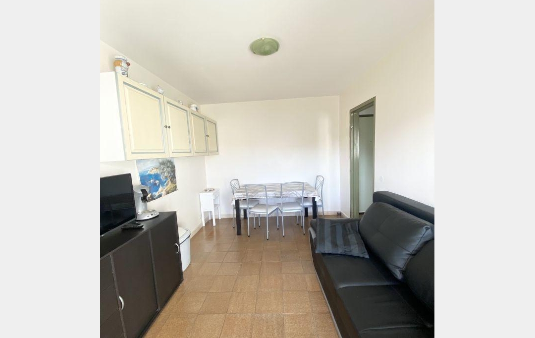 API AGENCE : Appartement | LE GRAU-DU-ROI (30240) | 30 m2 | 280 € 