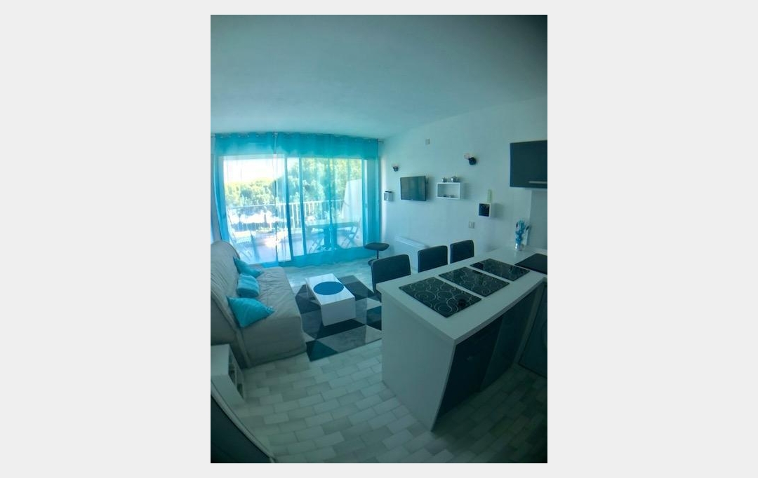 API AGENCE : Apartment | LE GRAU-DU-ROI (30240) | 24 m2 | 453 € 
