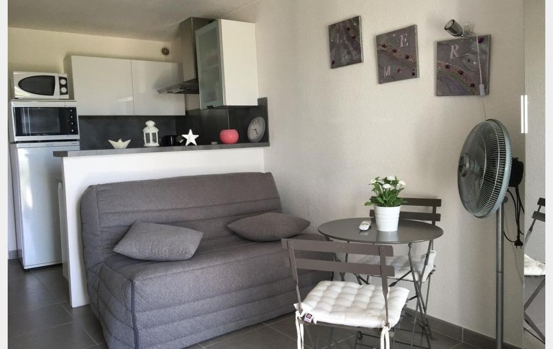 API AGENCE : Appartement | LE GRAU-DU-ROI (30240) | 22 m2 | 250 € 