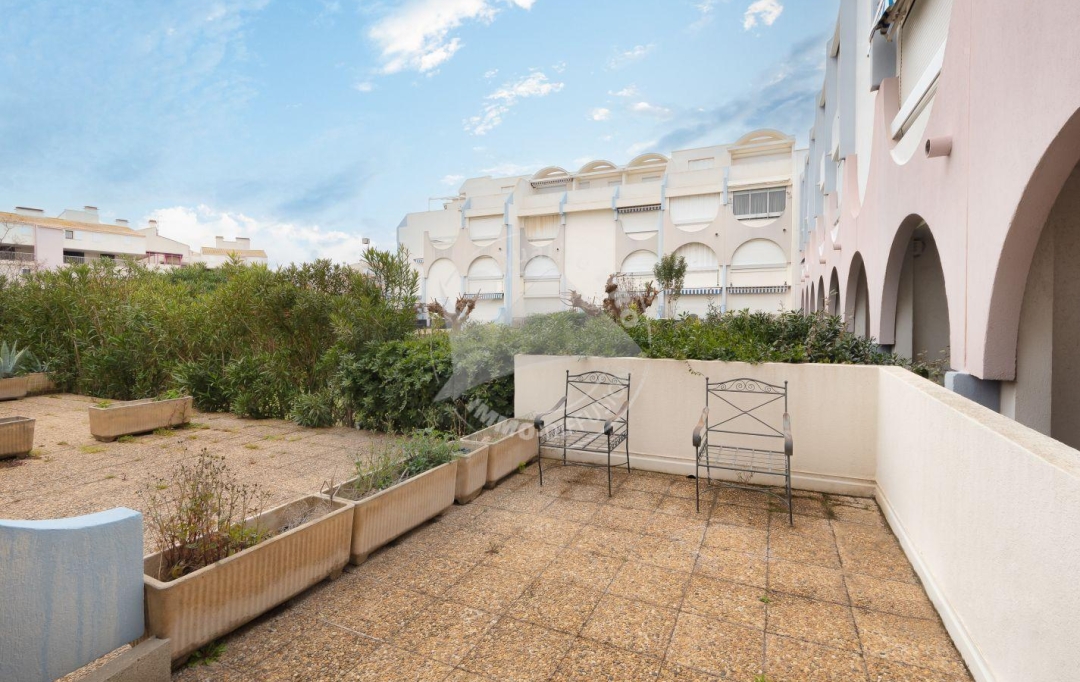 API AGENCE : Autres | LE GRAU-DU-ROI (30240) | 50 m2 | 289 000 € 