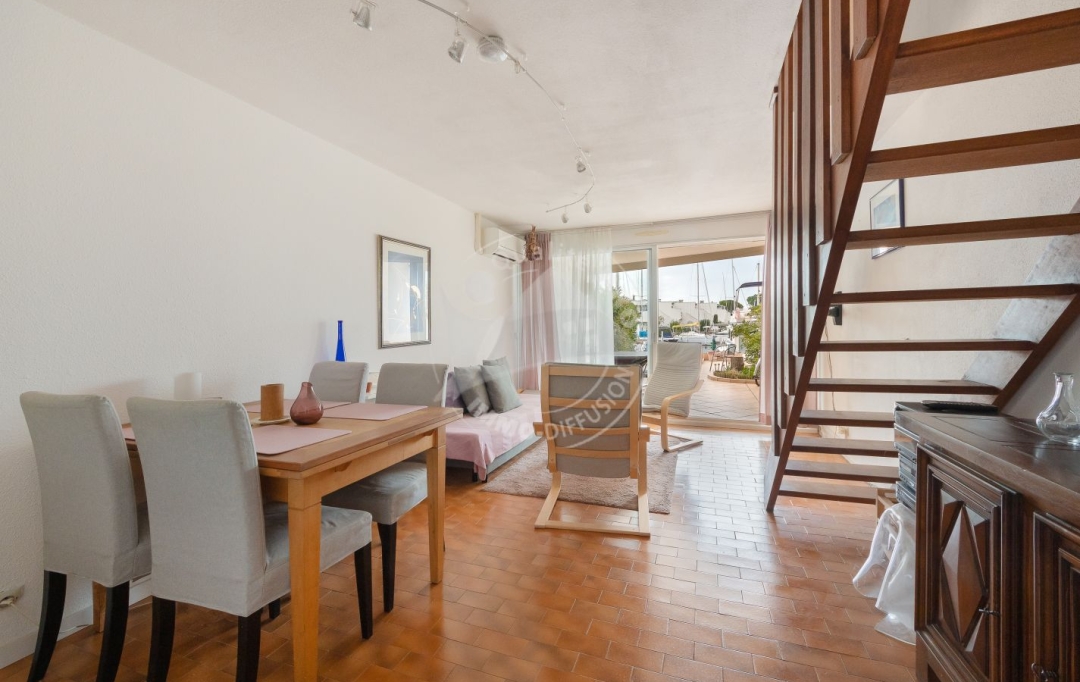 API AGENCE : Apartment | LE GRAU-DU-ROI (30240) | 50 m2 | 440 000 € 