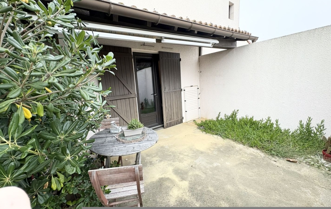 API AGENCE : House | LE GRAU-DU-ROI (30240) | 35 m2 | 158 800 € 
