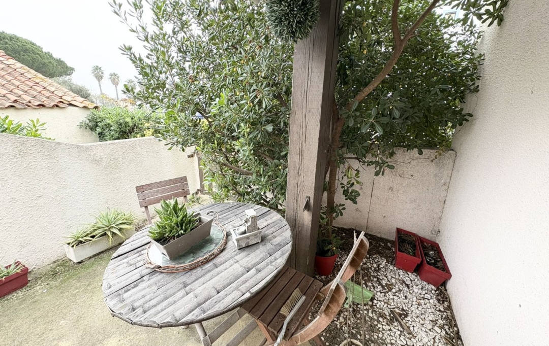 API AGENCE : House | LE GRAU-DU-ROI (30240) | 35 m2 | 158 800 € 