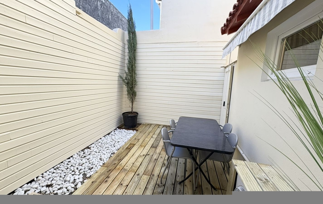 API AGENCE : Apartment | LE GRAU-DU-ROI (30240) | 31 m2 | 165 000 € 