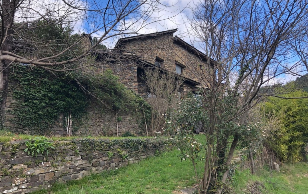 API AGENCE : House | SAINTE-CROIX-VALLEE-FRANCAISE (48110) | 275 m2 | 550 000 € 