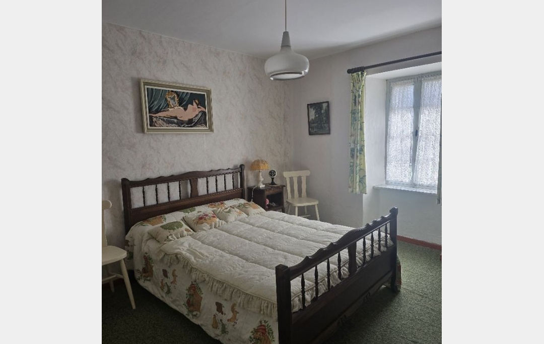 API AGENCE : House | SAINTE-CROIX-VALLEE-FRANCAISE (48110) | 70 m2 | 210 000 € 