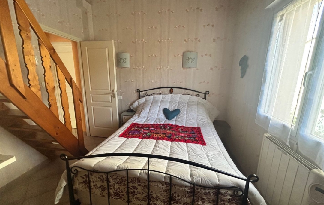 API AGENCE : Maison / Villa | AIGUES-MORTES (30220) | 108 m2 | 415 000 € 