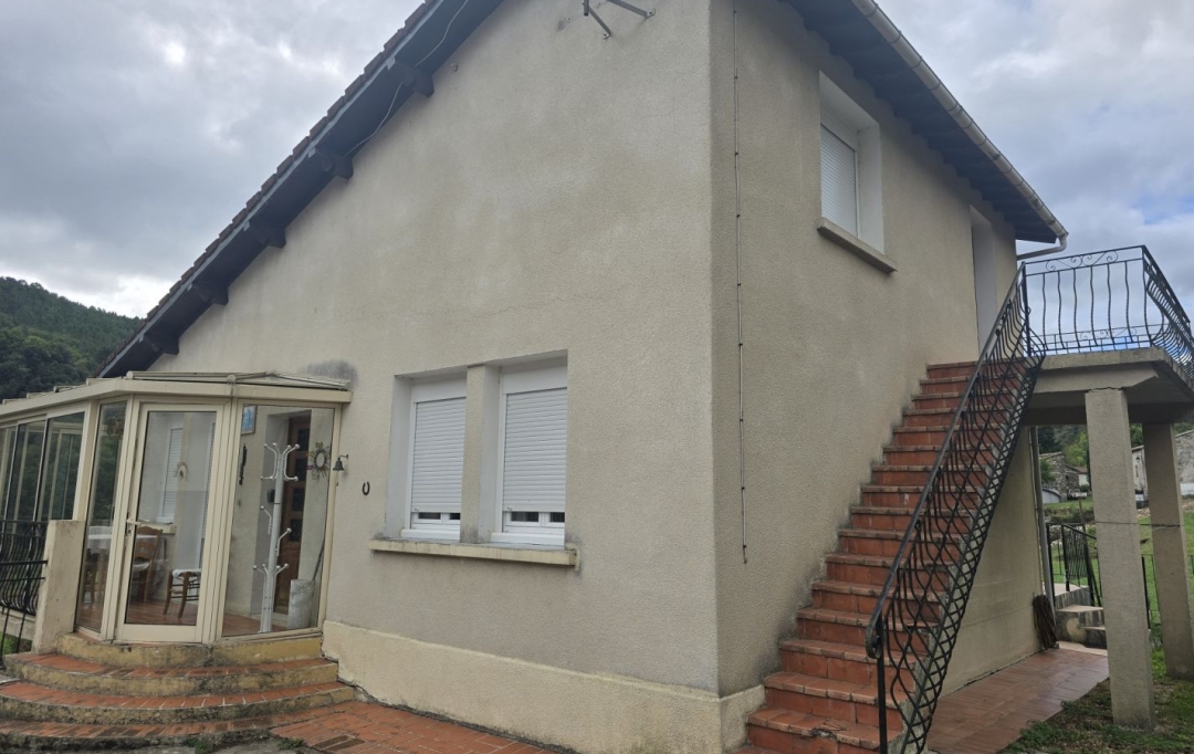 API AGENCE : Maison / Villa | SAINT-ETIENNE-VALLEE-FRANCAISE (48330) | 97 m2 | 189 000 € 