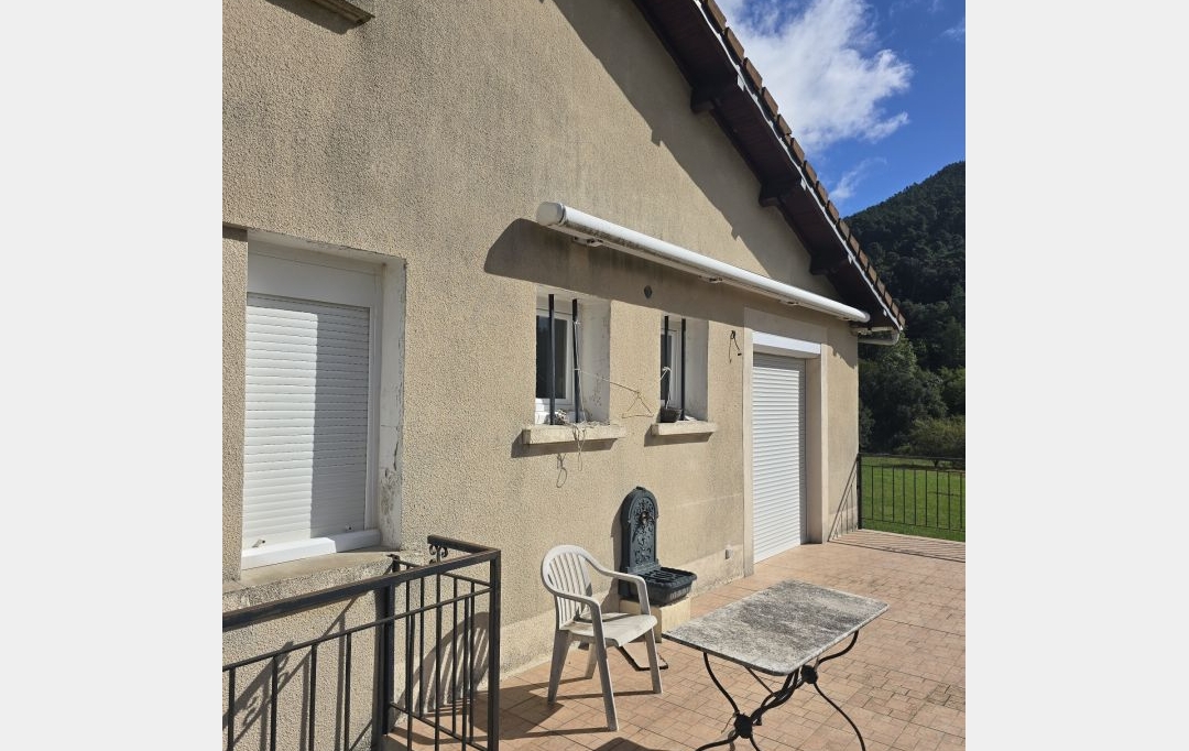 API AGENCE : Maison / Villa | SAINT-ETIENNE-VALLEE-FRANCAISE (48330) | 97 m2 | 189 000 € 