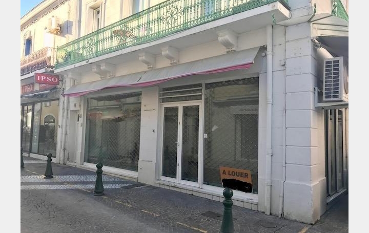 API AGENCE : Commerces | LE GRAU-DU-ROI (30240) | 35 m2 | 900 € 