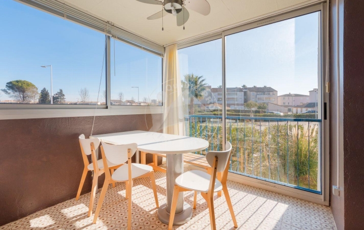  API AGENCE Apartment | LE GRAU-DU-ROI (30240) | 31 m2 | 310 € 