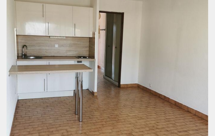 Appartement P2 LE GRAU-DU-ROI 28 m2 590 € Appartement P2 LE GRAU-DU-ROI 28 m2 590 €