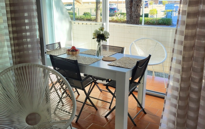  API AGENCE Apartment | LE GRAU-DU-ROI (30240) | 24 m2 | 270 € 
