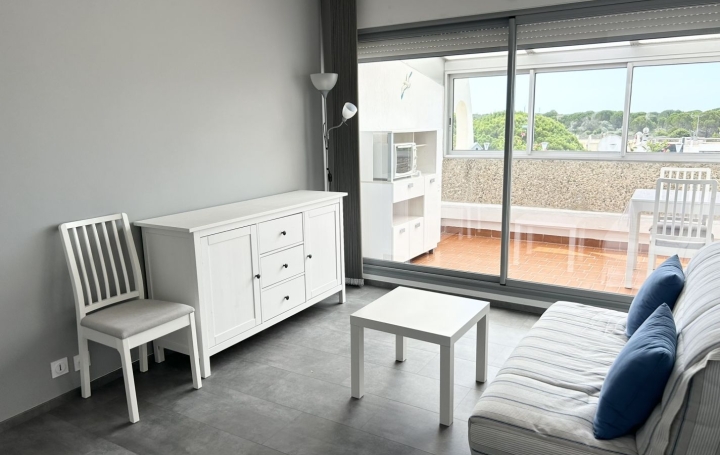 API AGENCE Apartment | LE GRAU-DU-ROI (30240) | 20 m2 | 530 €   API AGENCE Apartment | LE GRAU-DU-ROI (30240) | 20 m2 | 530 €