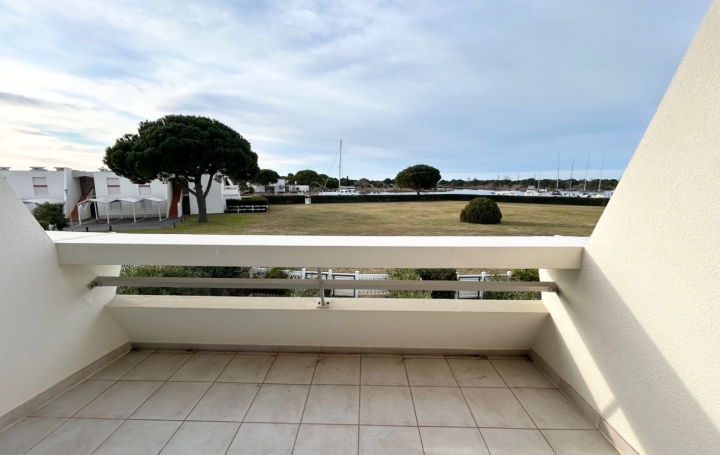  API AGENCE Appartement | LE GRAU-DU-ROI (30240) | 30 m2 | 700 € 