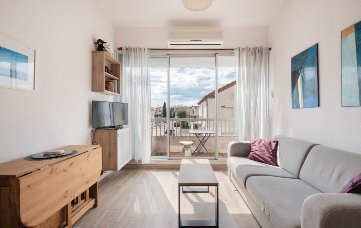  API AGENCE Apartment | LE GRAU-DU-ROI (30240) | 39 m2 | 330 € 