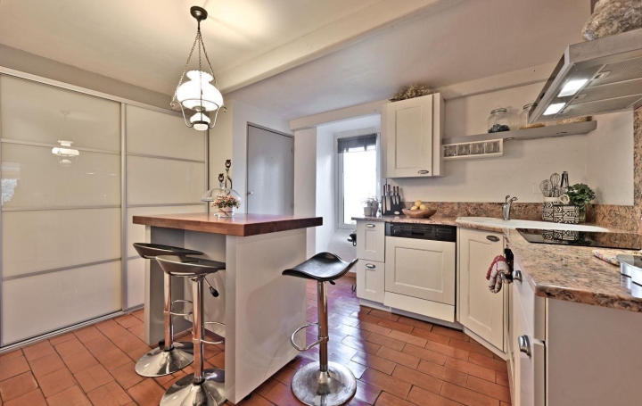  API AGENCE Domaines / Propriétés | BOISSET-ET-GAUJAC (30140) | 180 m2 | 550 000 € 