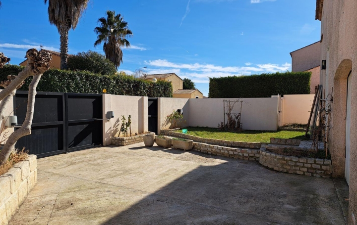  API AGENCE Maison / Villa | SAINT-LAURENT-D'AIGOUZE (30220) | 90 m2 | 439 000 € 