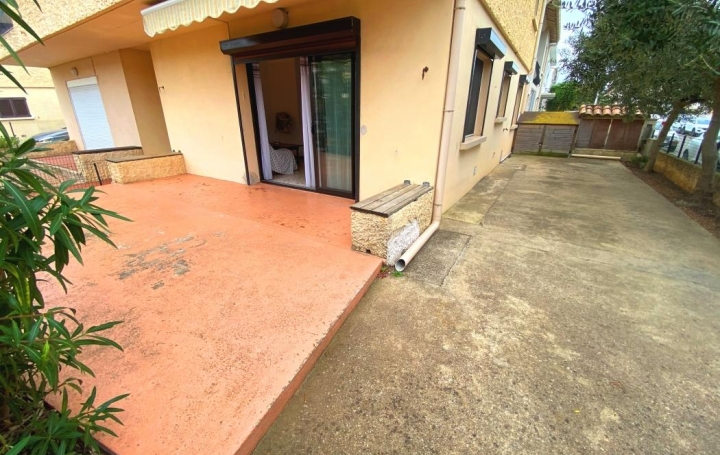  API AGENCE Apartment | LE GRAU-DU-ROI (30240) | 48 m2 | 299 000 € 