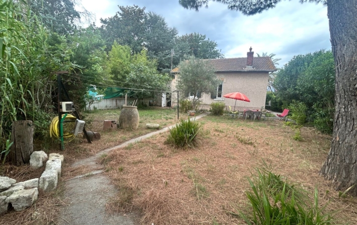 Maison   AIGUES-MORTES  80 m2 355 980 € 